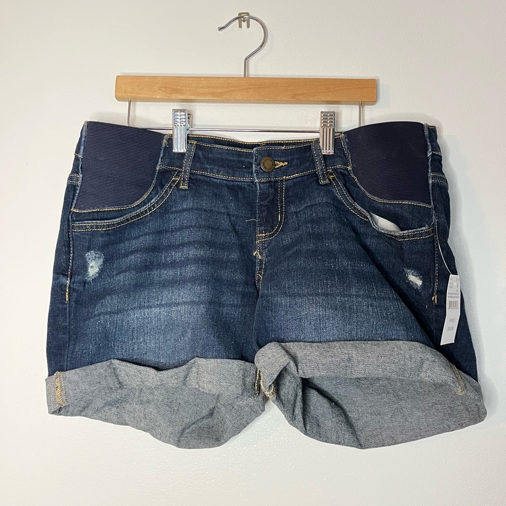 Maternity Shorts NWT